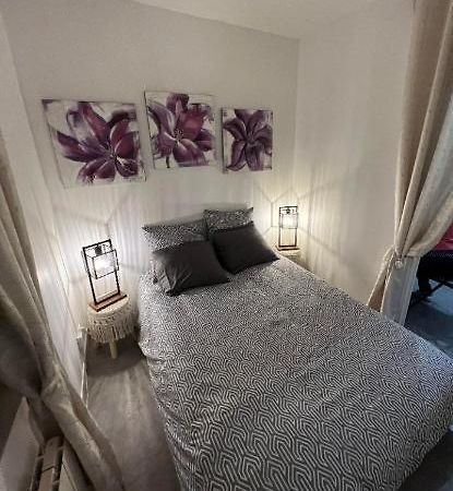 T2 Proche Gare Avec Wifi 1Er Etage Apartment Шартър Екстериор снимка